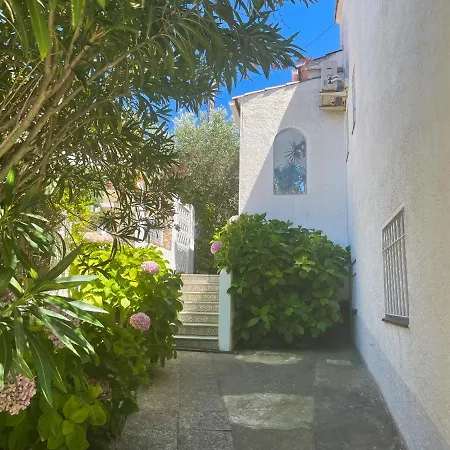 Casita Bouganvilla Vakantiehuis Roses