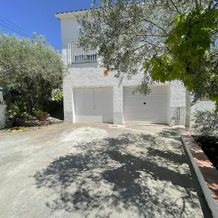 بيت للعطل Casita Bouganvilla روساس